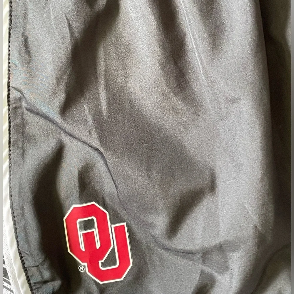 079, Nike Black and White Athletic Shorts with Dolphin Hem, College OU, size XL